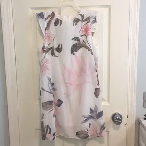 Floral pattern dress